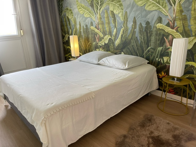 Agence Immobilière Dker Immobilier - Vente Appartement à Reims -  APPARTEMENT DE TYPE 3 ENTIEREMENT RENOVE  AVEC ASCENSEUR