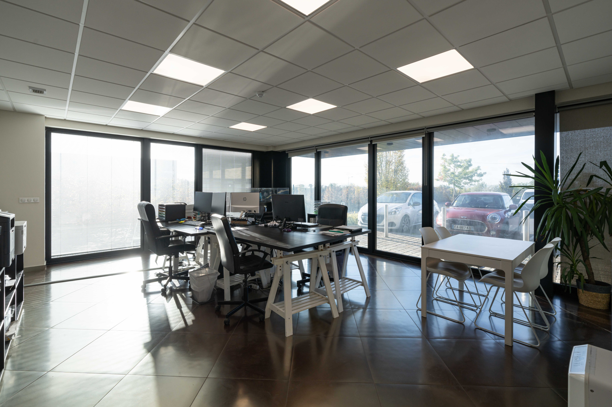 Agence Immobilière Dker Immobilier - Location Local Professionnel à Reims -  Local professionnel à louer - Croix Blandin
